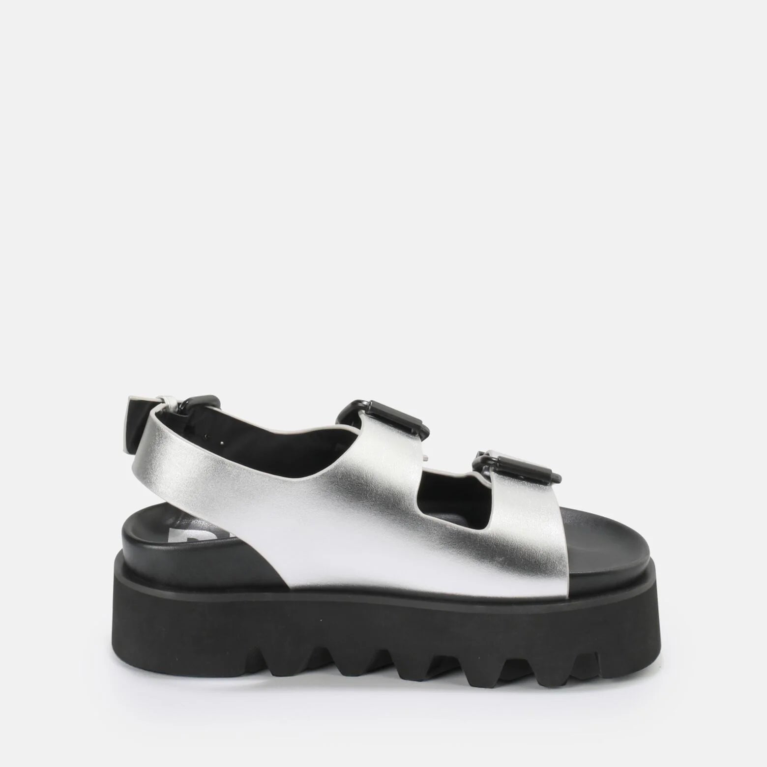 BUFFALO SANDALE SILVER