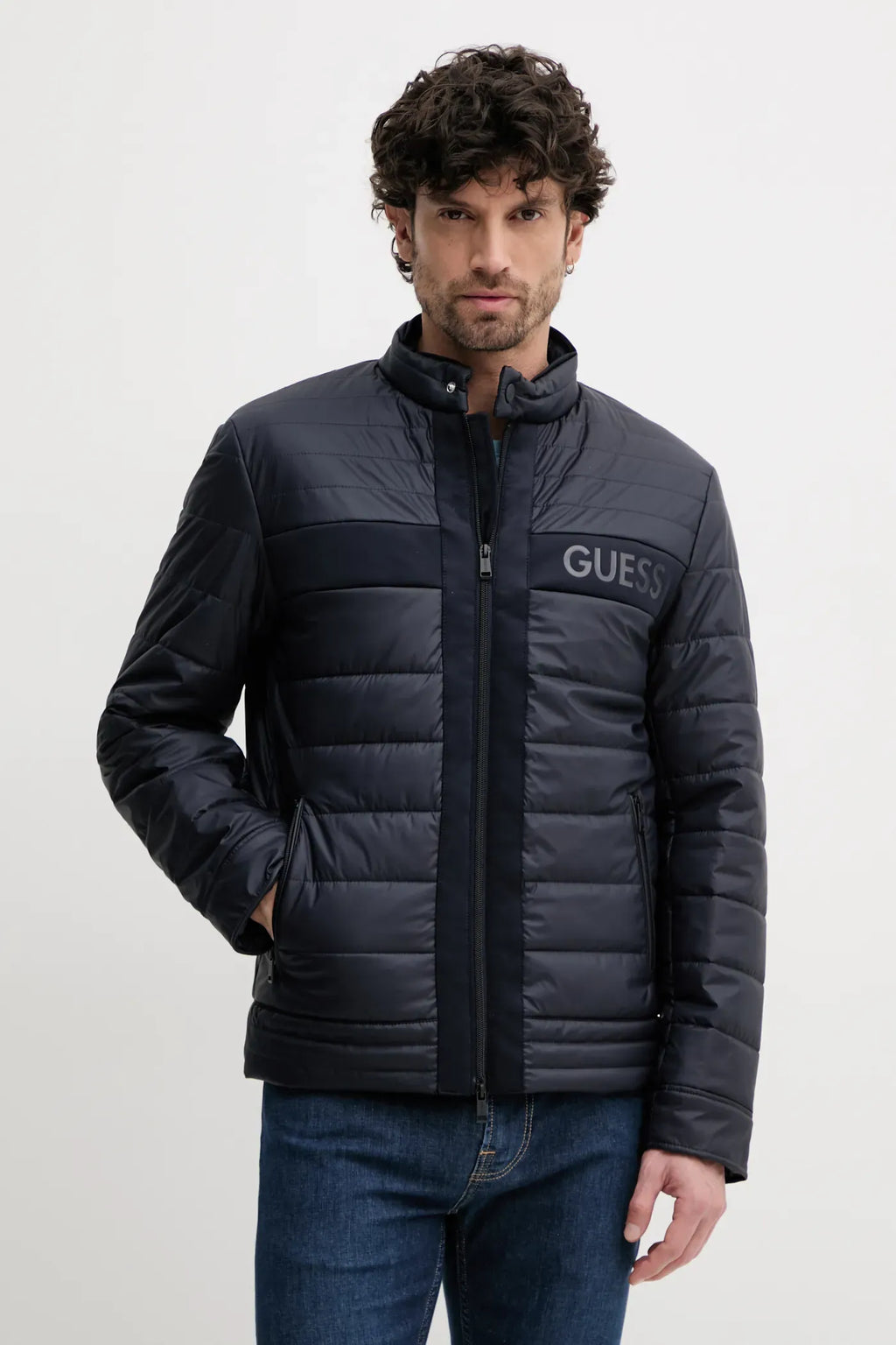 GUESS GEACĂ URBAN BLACK