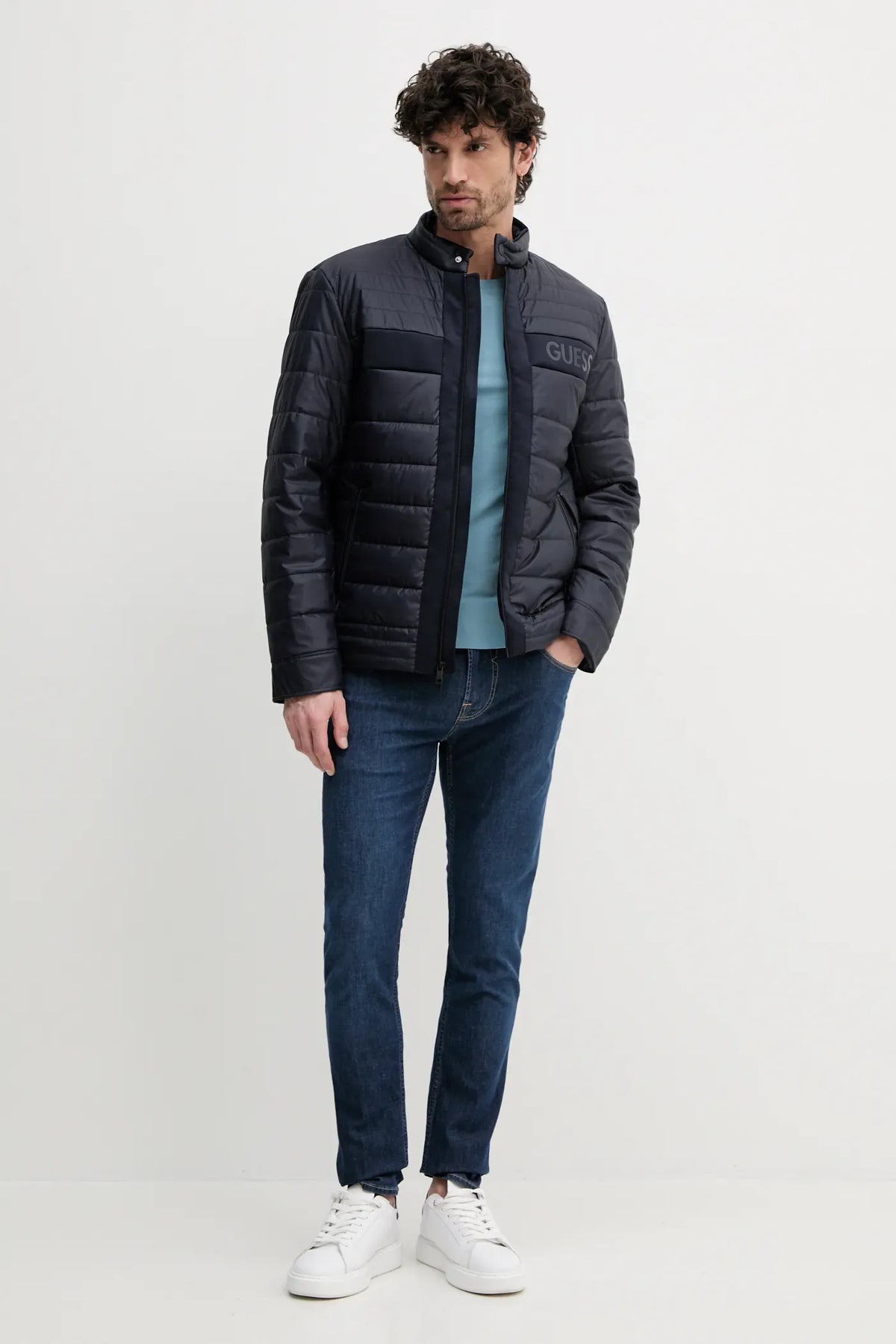 GUESS GEACĂ URBAN BLACK