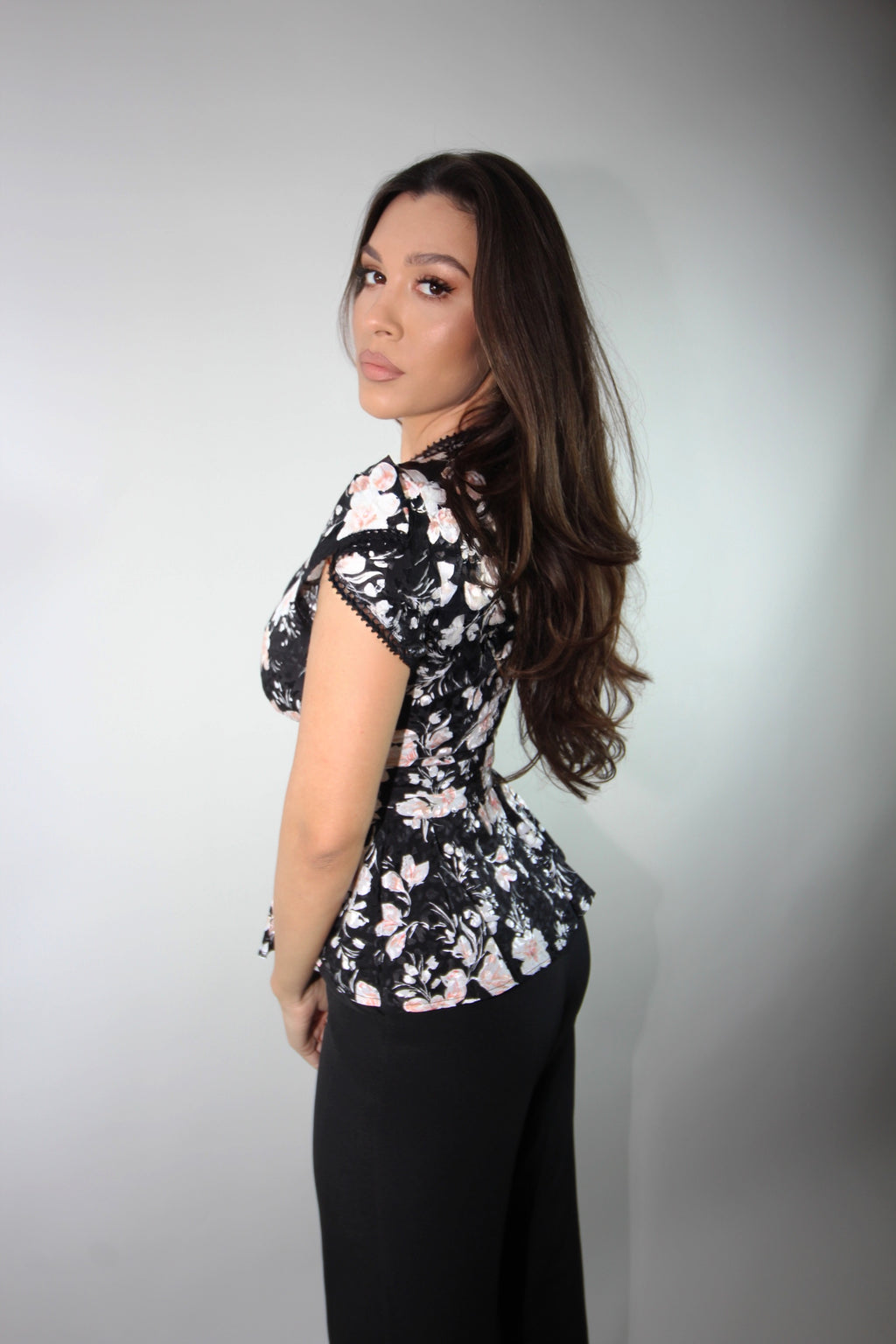 GUESS BLUZA / CAMASA CU MANECA SCURTA FLOWER PRINT