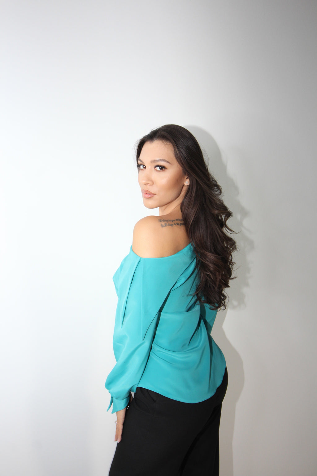 KLANNY BLUZA ELEGANTA NEAGRA MADE IN ITALY TURCOAZ