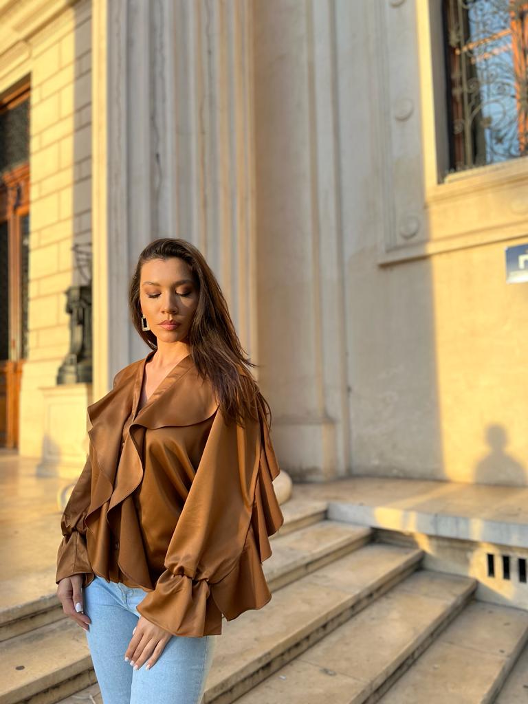 KINGS&CLOWNS CAMASA MARO CU VOLANE