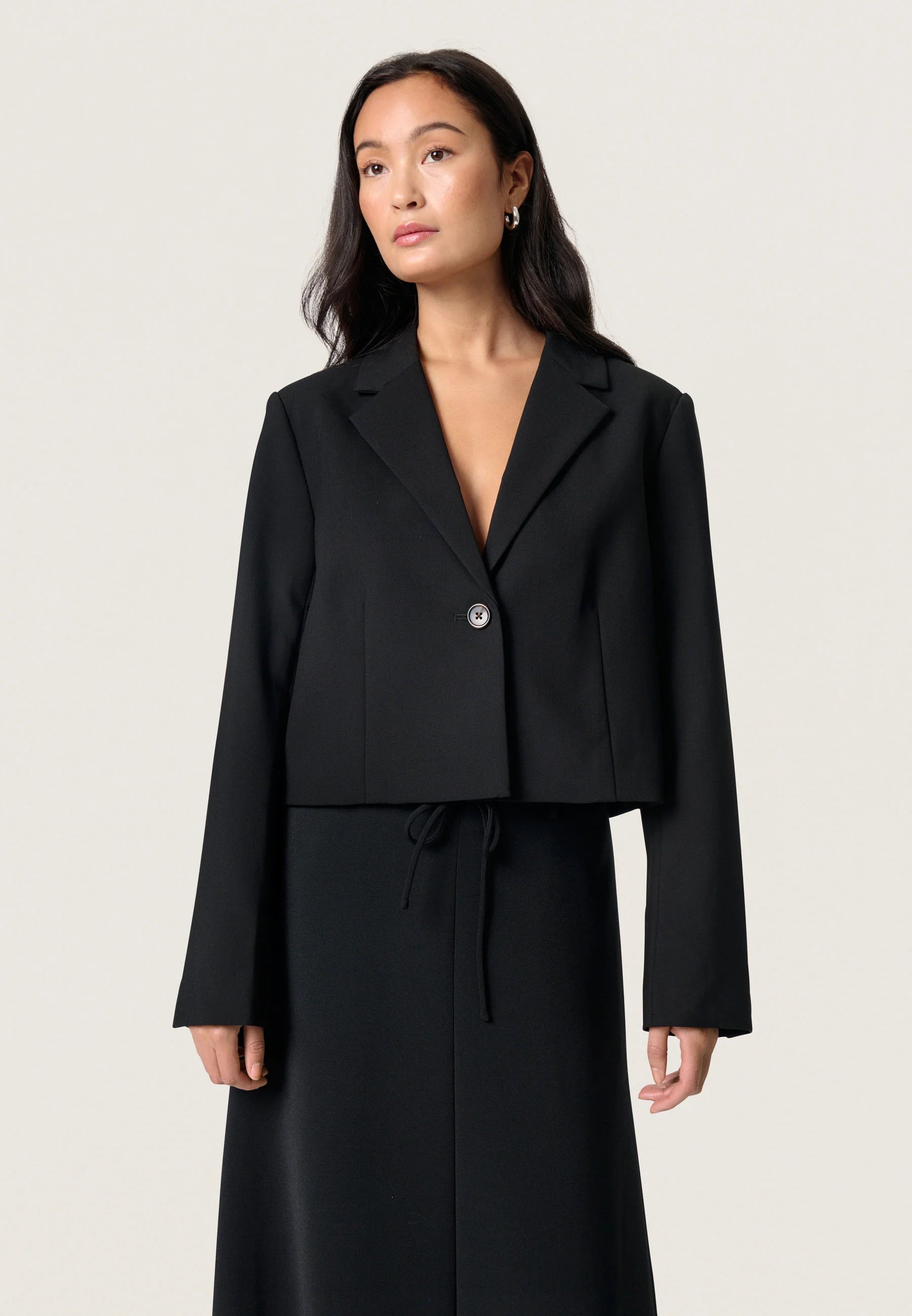 YAS SACOU NEGRU YASDAKOTA