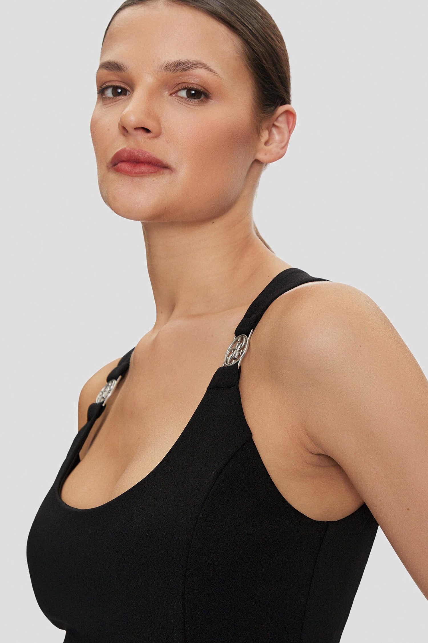 GUESS LITTLE BLACK DRESS