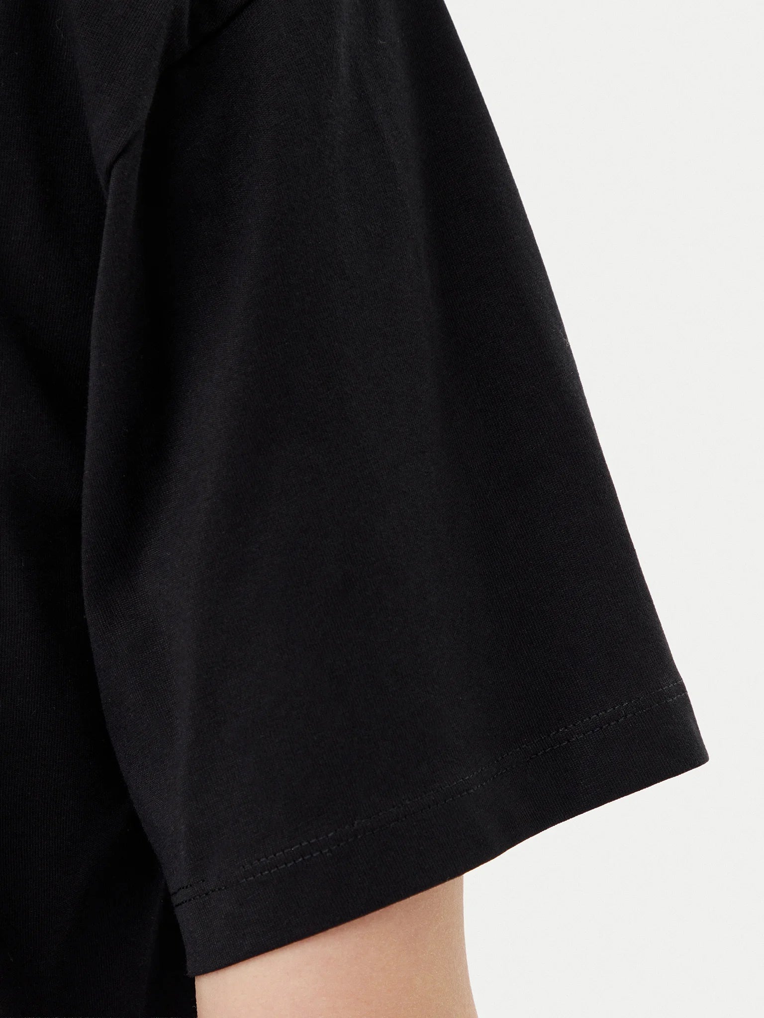 KARL LAGERFELD JEANS BLACK SIGNATURE HEM